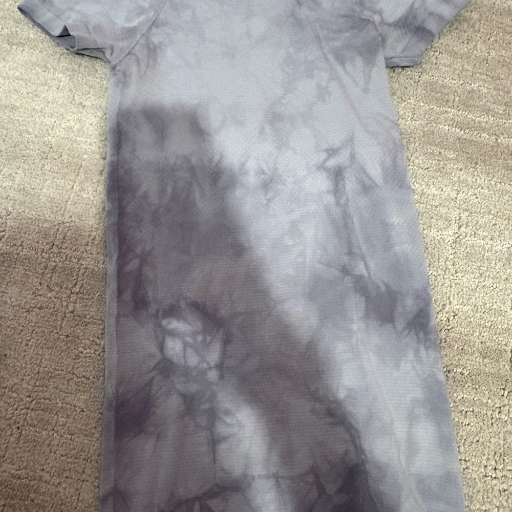 Lululemon Gray Tie-Dye T-Shirt